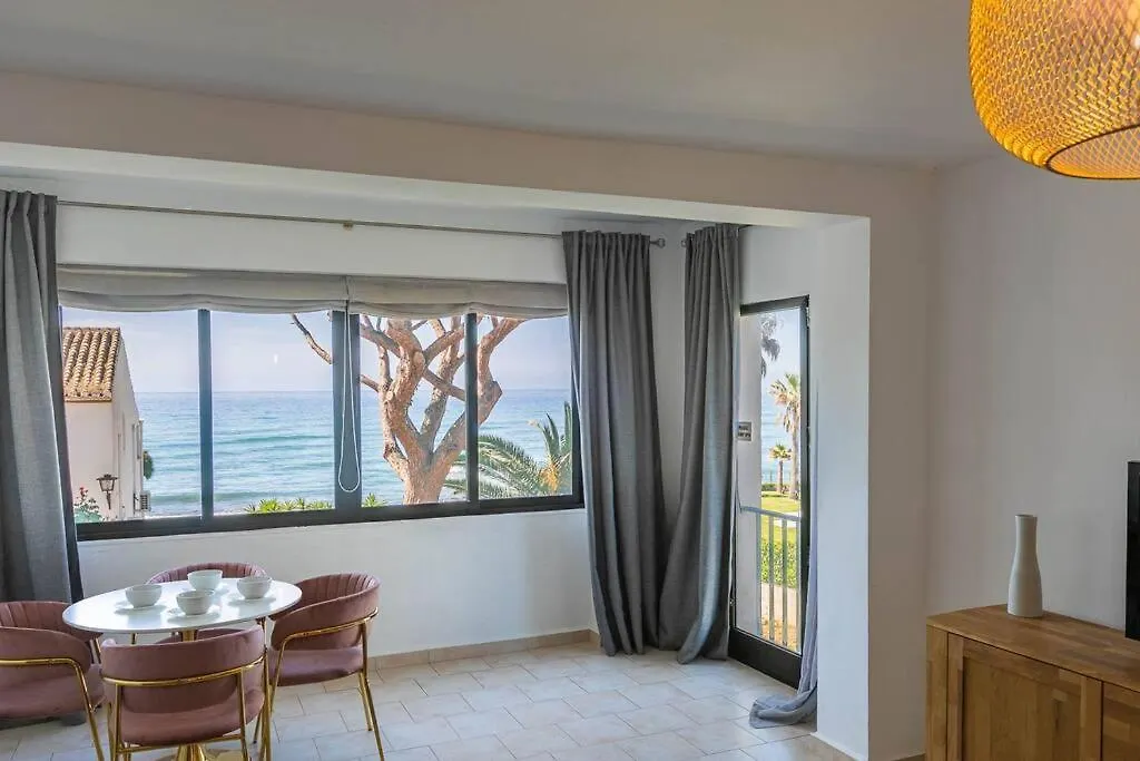 Dona Lola Seafront Duplex Lejlighed Sitio de Calahonda